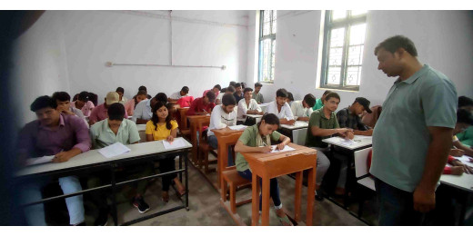 लंगट सिंह कॉलेज में बीबीए और बीसीए प्रोग्राम के लिए प्रवेश परीक्षा सफलतापूर्वक संपन्न